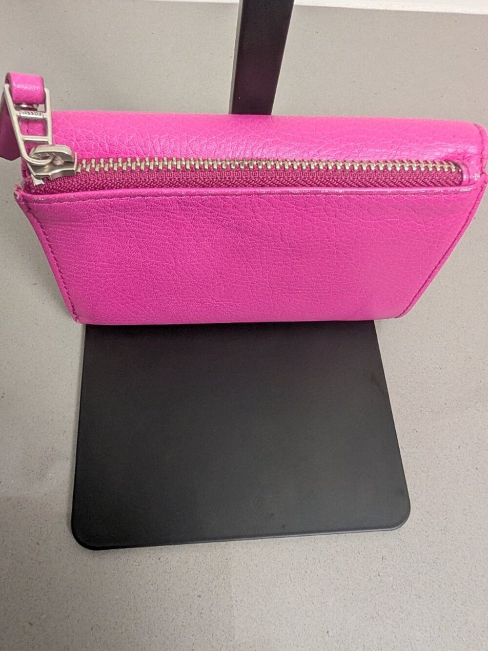 Pink Leather Fossil Trifold Wallet Womens - Picture 4 of 13